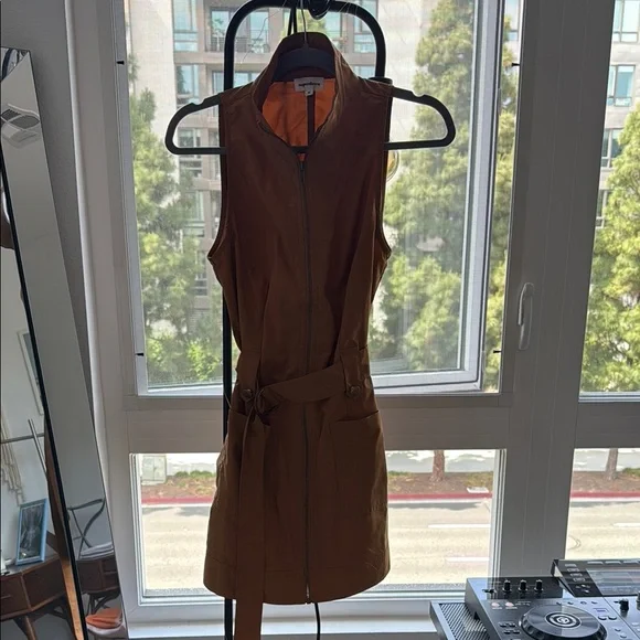 superdown Brown Sleeveless Dress - Picture 1 of 6